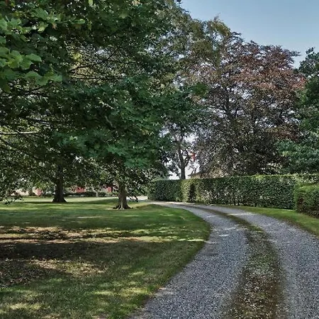 Bed & Breakfast Mejerigaarden 2*