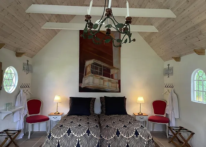 Bed & Breakfast Mejerigaarden 2*